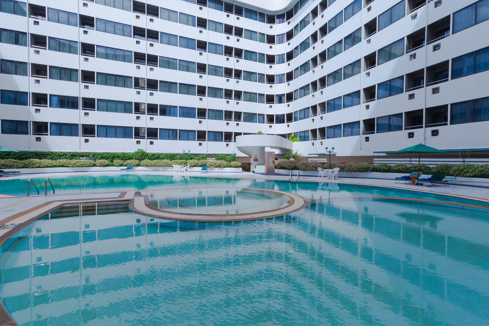 โรงแรม